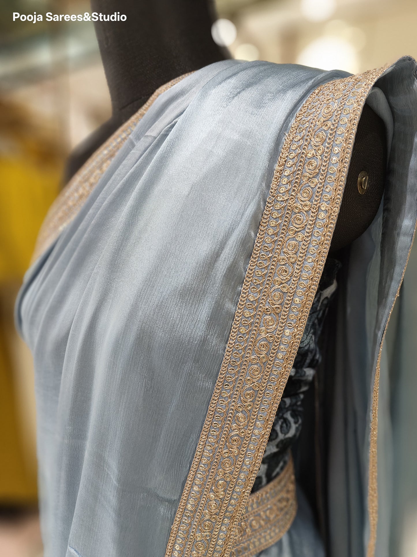 AARSAA Suede saree