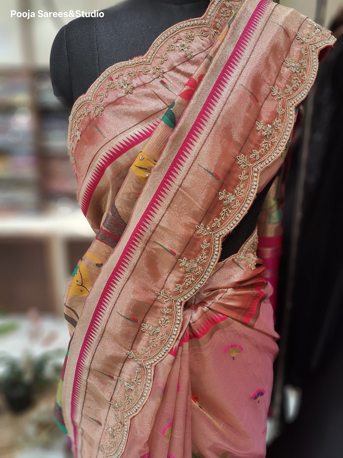 AARSAA Pure Tissue with Paithani Pallu
