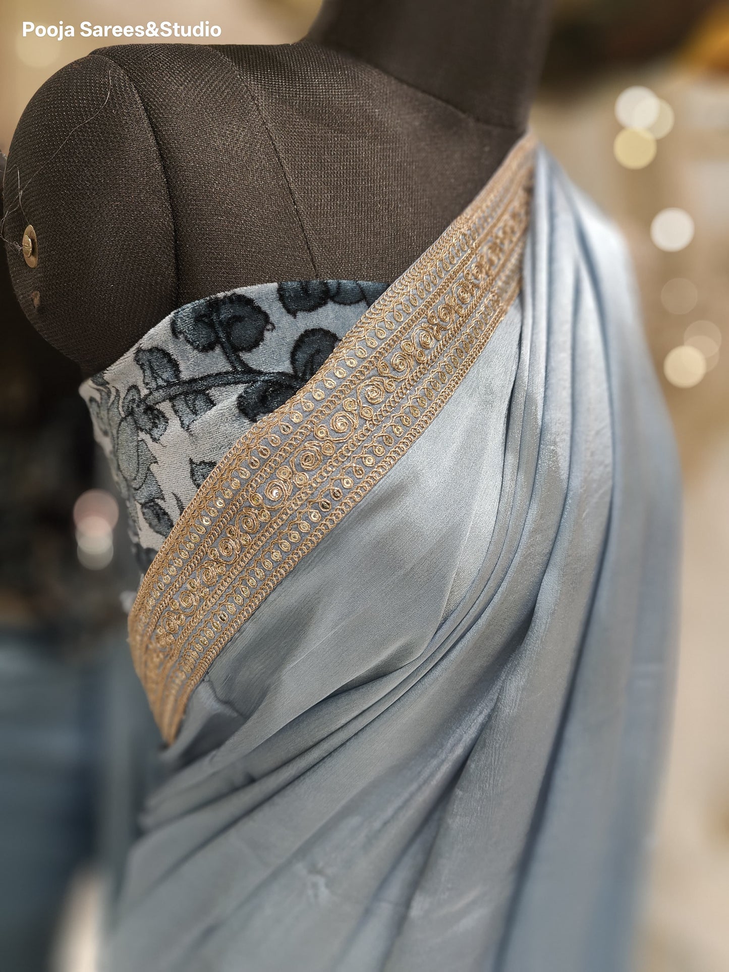 AARSAA Suede saree