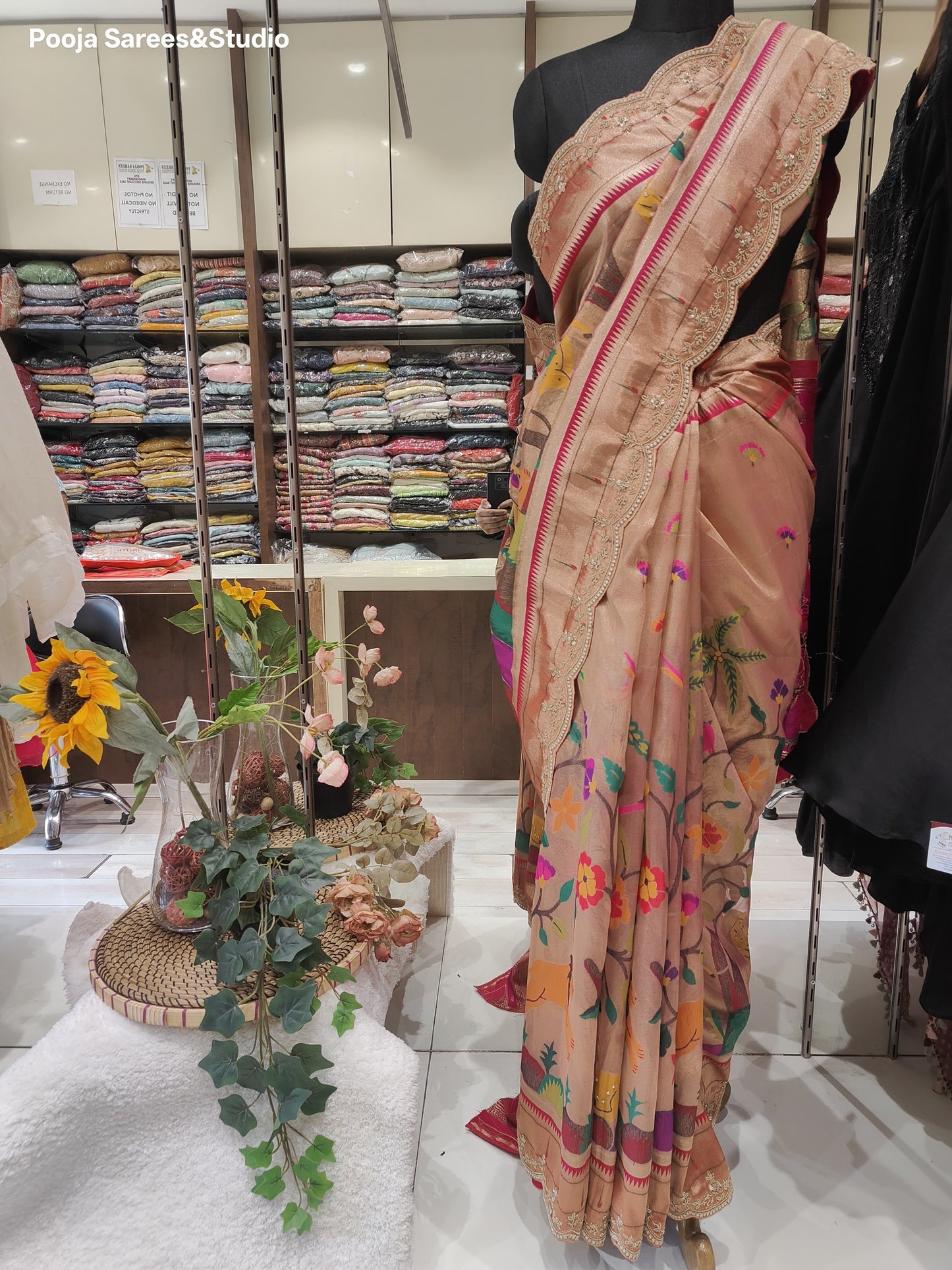 AARSAA Pure Tissue with Paithani Pallu