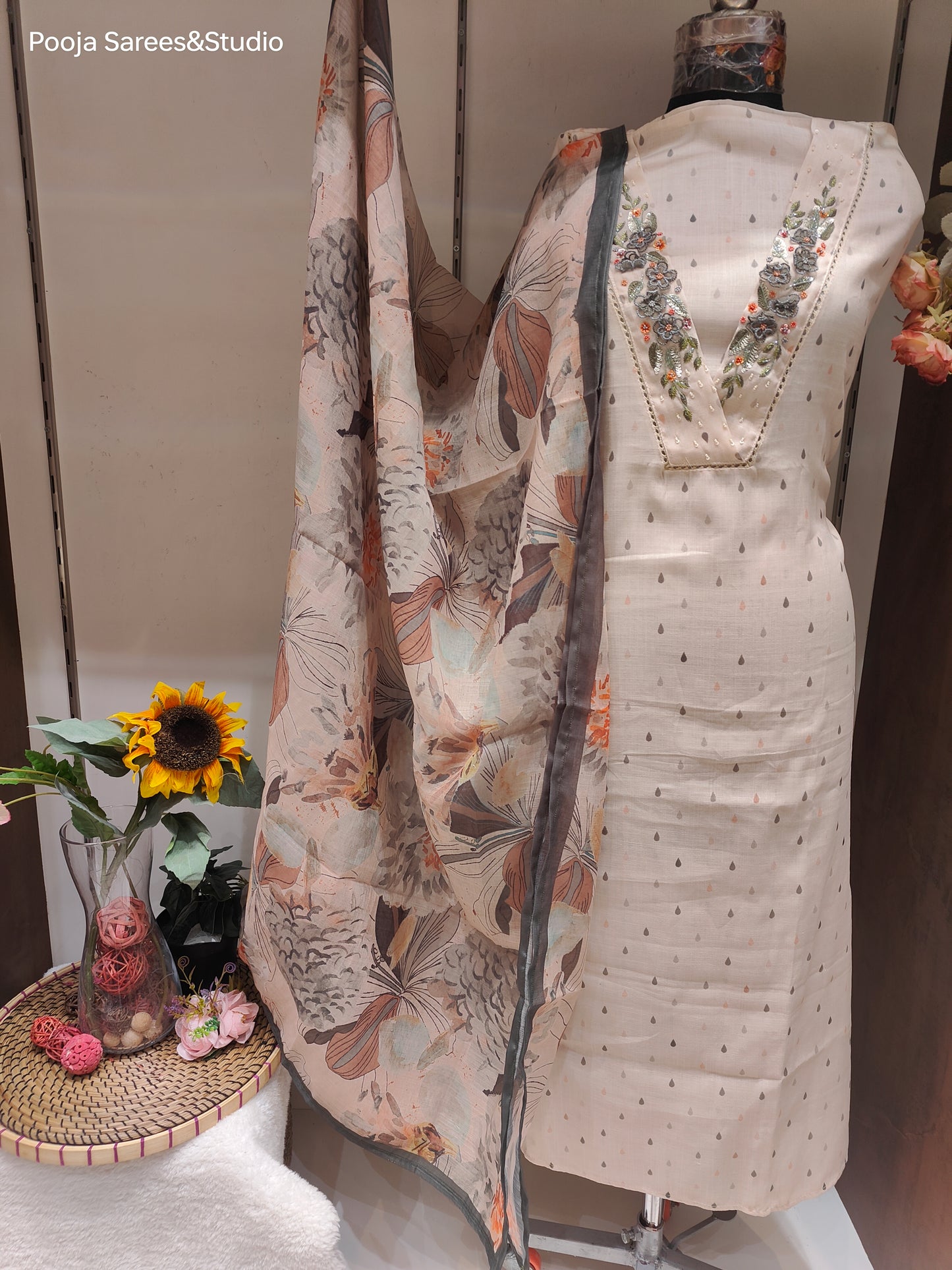 AARSAA Cream Linen Silk Thread , Sequence and applique work Unstitched suits with Printed Dupatta