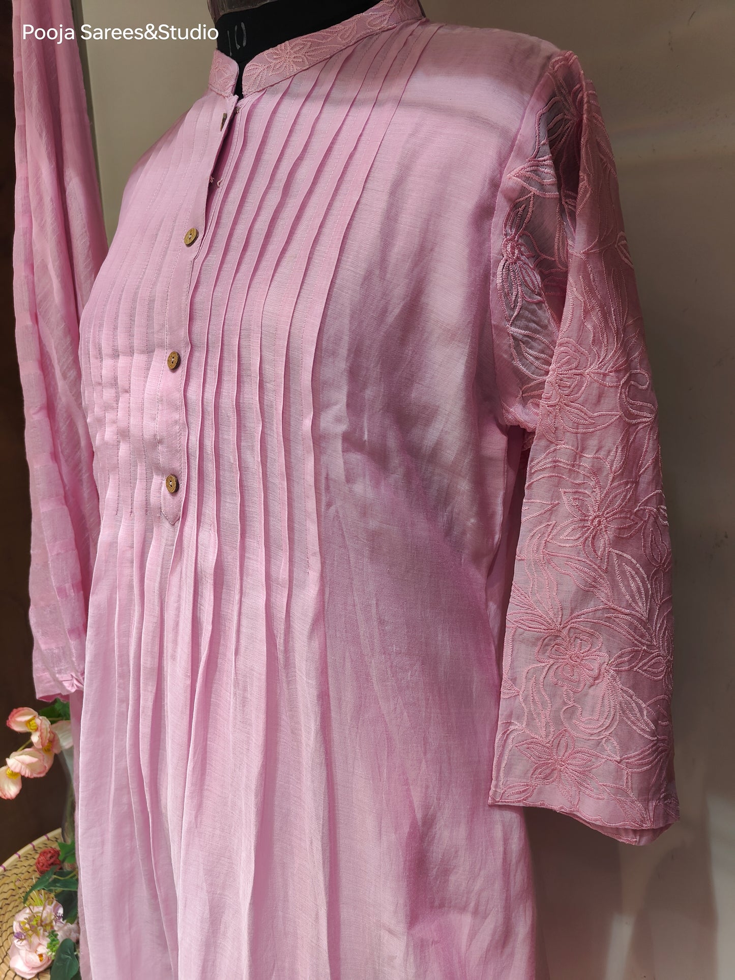 AARSAA Pink Mulmul Cotton Applique work , sleeve and collar threadwork flared kurta set