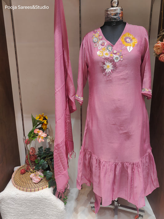 AARSAA Mulmul Cotton Pink Multicolour Sequence Flared Kurta Set