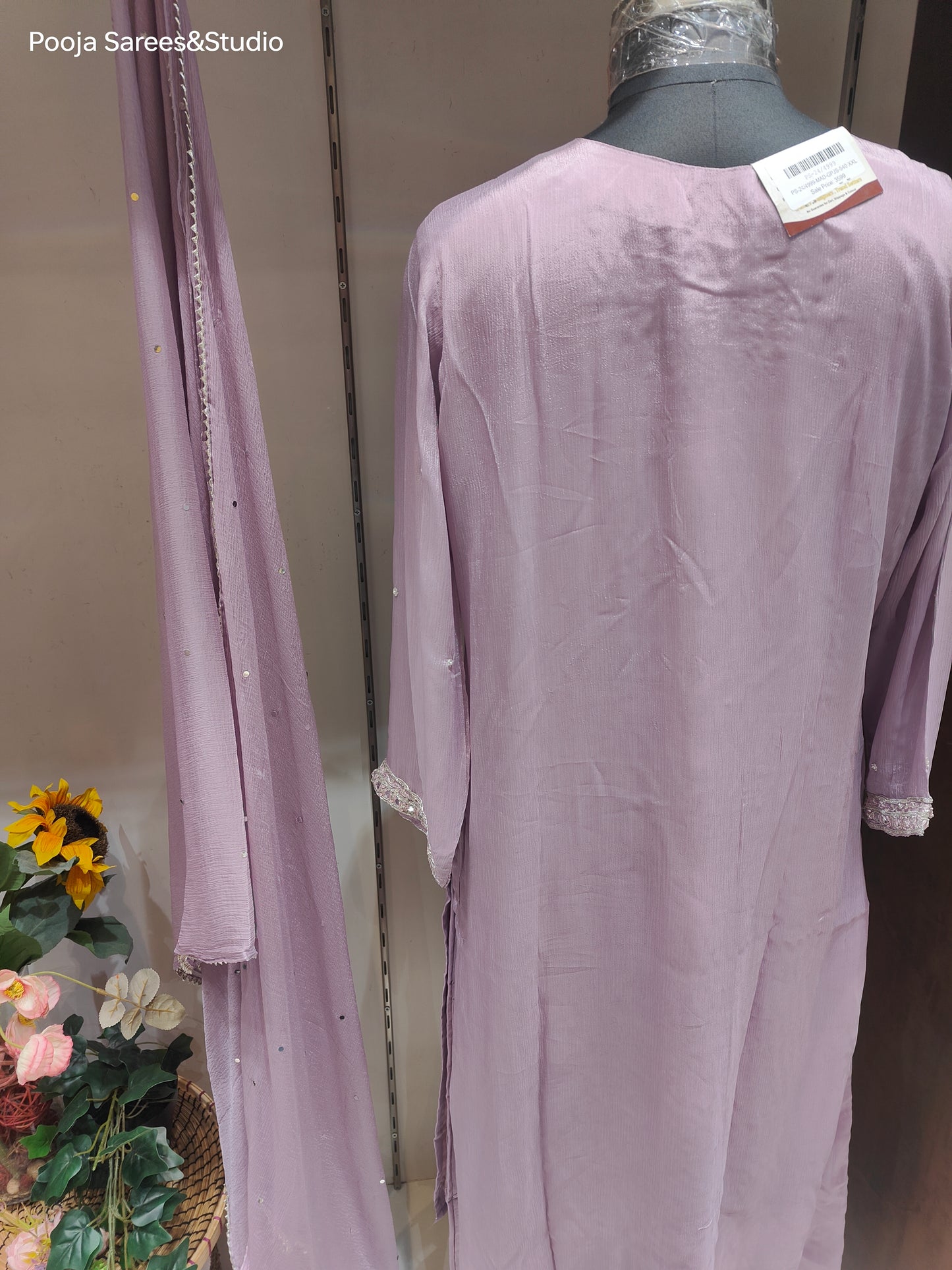 AARSAA Lilac Crepe Katdana work V neck kurta with Pallazo and dupatta