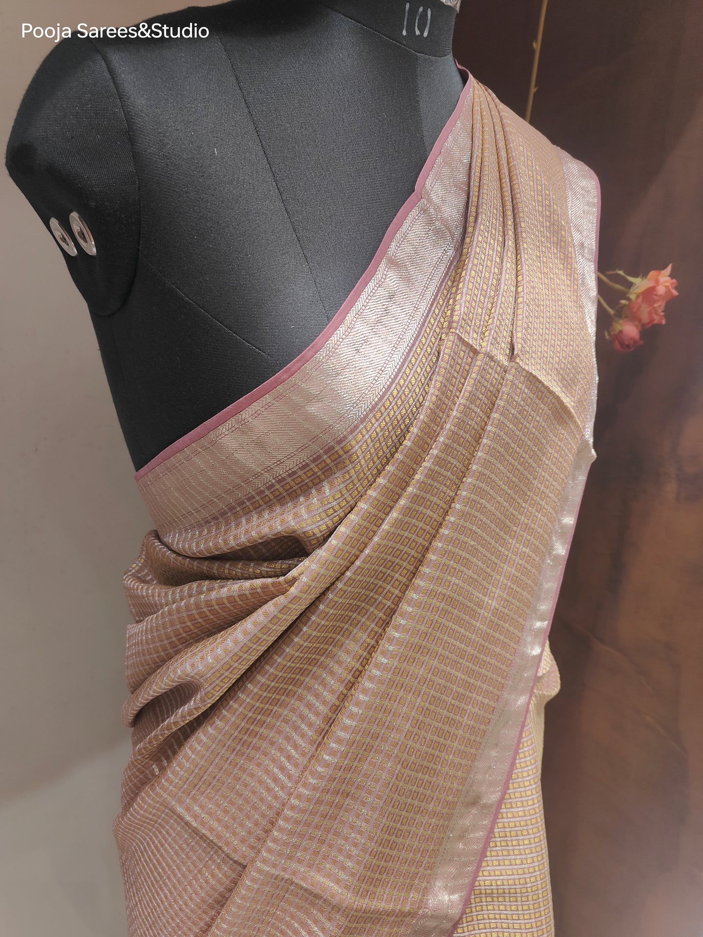 AARSAA Onion Pink Tissue Weaving Saree With Unstitched Blouse