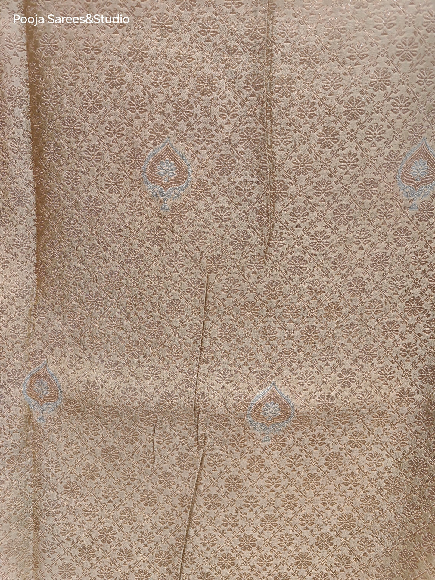 AARSAA Golden Tissue Weaving Saree With Unstitched Blouse