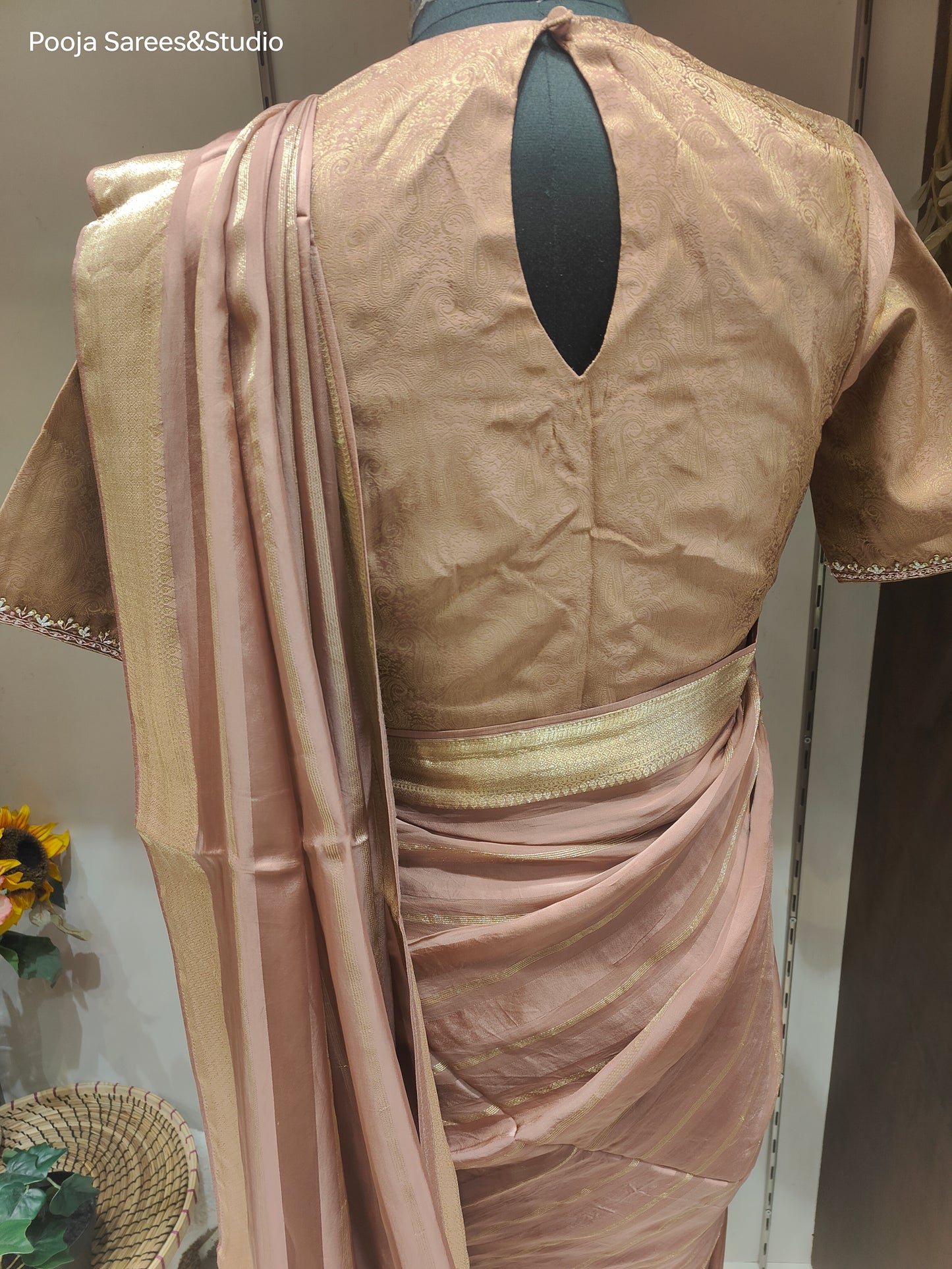 AARSAA Onion Pink Silk Weaving Saree with readymade work blouse