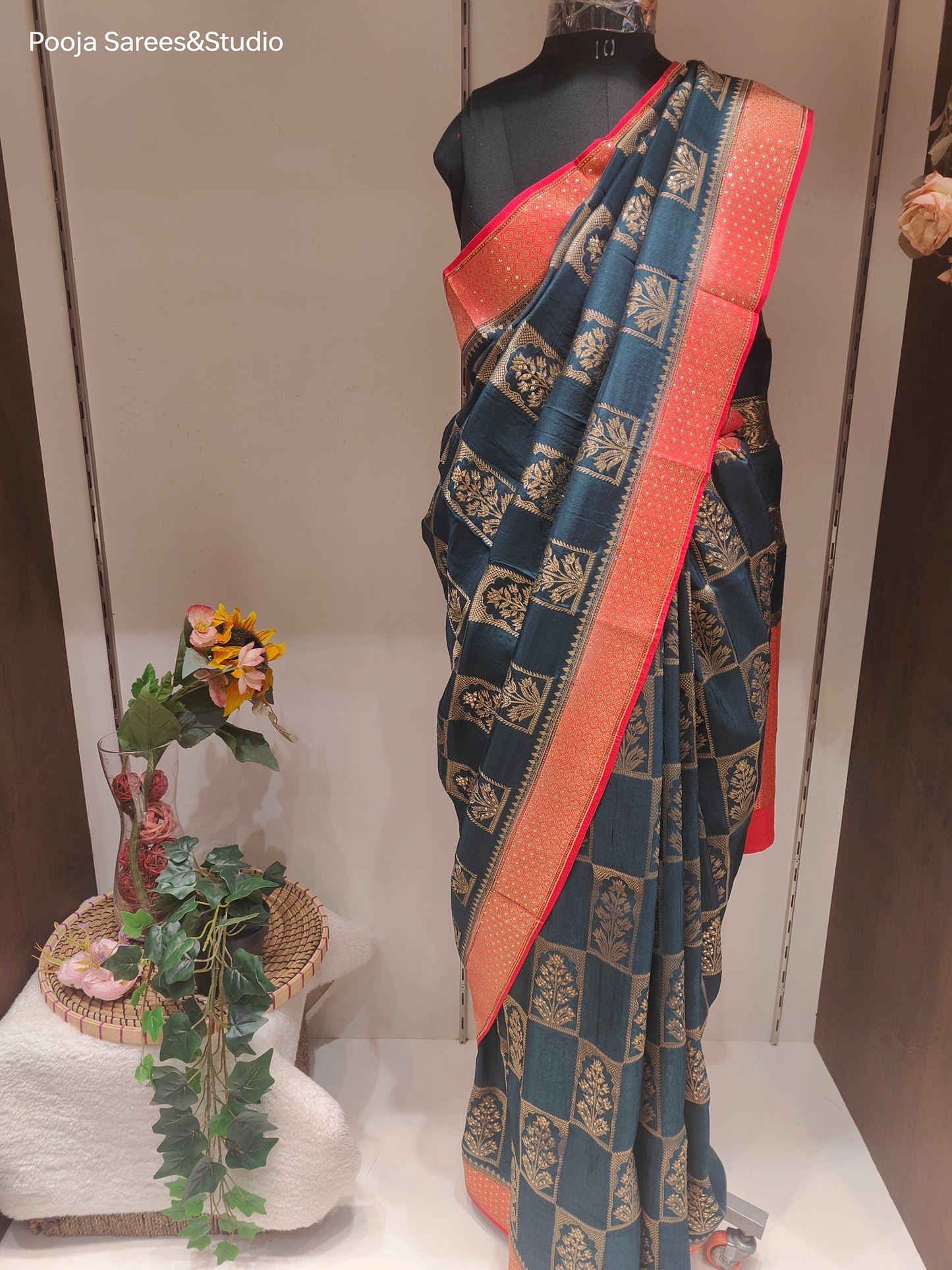 AARSAA Navy Blue Silk Banarasi Saree With Unstitched Contrast Blouse